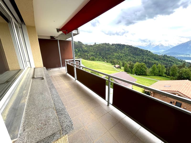 Charmant appartement 4.5 pièces avec vue sur le lac et la montagne à Heiligenschwendi (7)