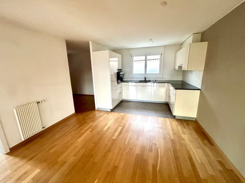 Charmant appartement 4.5 pièces avec vue sur le lac et la montagne à Heiligenschwendi (1)