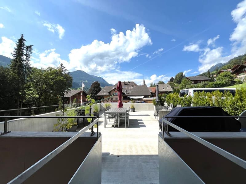 Appartamento con Stazione di Ricarica Elettrica Appartamento 4.5 Locali con Grande Terrazza (2)