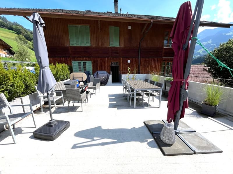 Appartamento con Stazione di Ricarica Elettrica Appartamento 4.5 Locali con Grande Terrazza (1)