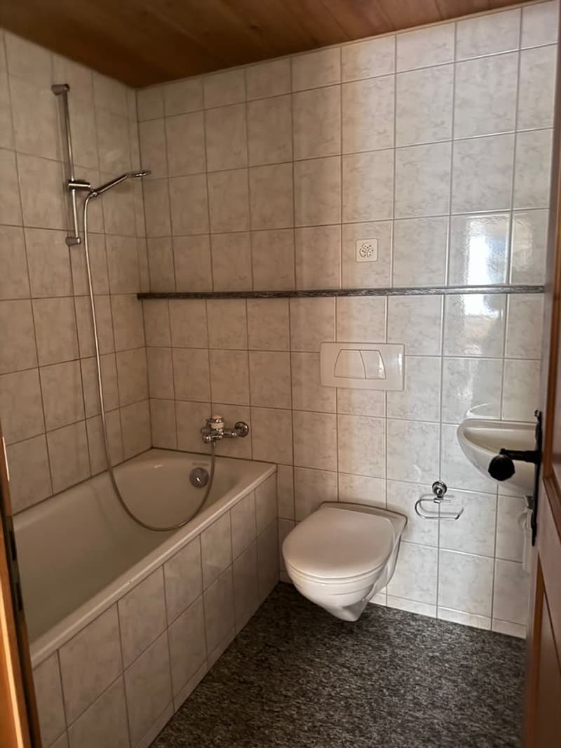 Charmante 2.5-Zimmer-Wohnung in der historischen Rathausgasse (7)
