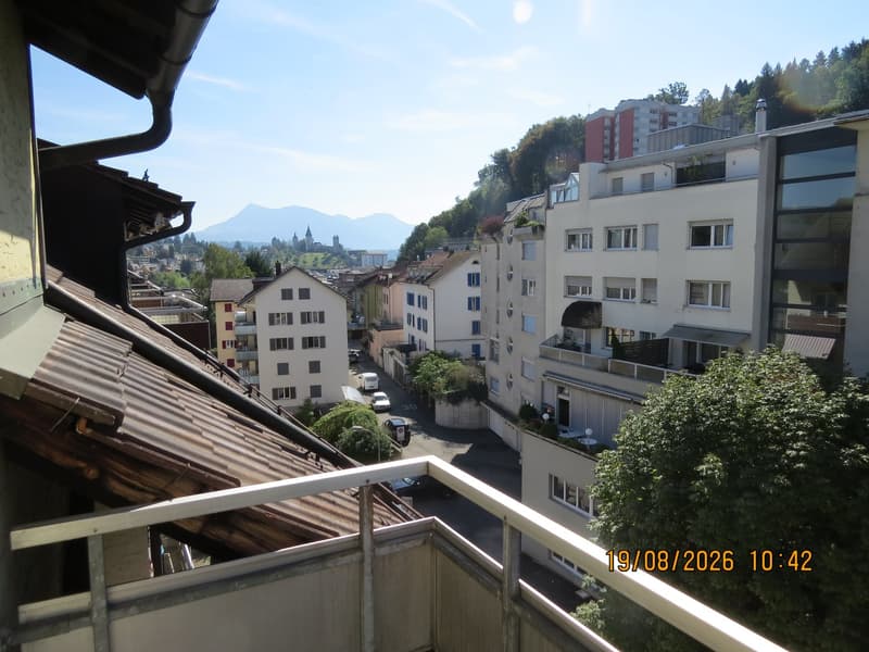 Charmante 2.5-Zimmer-Dachwohnung im Altbau – Luzern, 6003 (5)