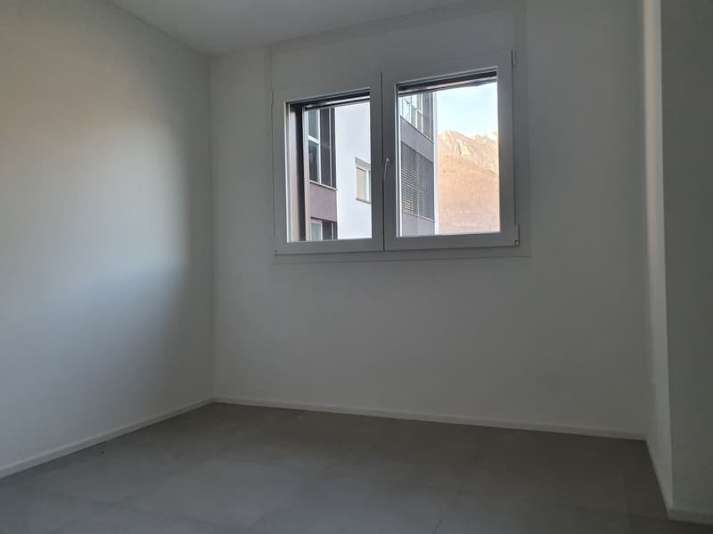 Bright 3.5-room apartment with large terrace (8)