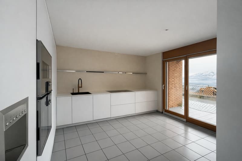 Villa unifamiliare di 7 locali con vista panoramica – Sant’Antonino (8)