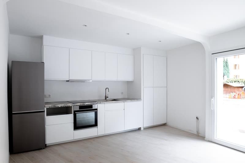 Rinnovato appartamento 2.5 locali con balcone a Biasca (4)