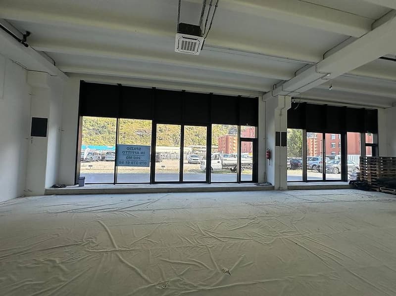 NEW PRADA CENTER BIASCA (last space available) (12)
