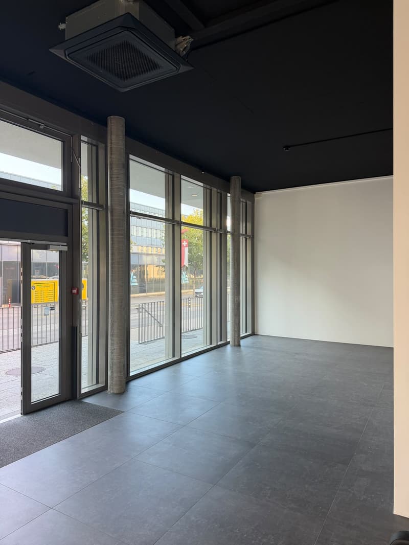 Vielseitig nutzbares Ladenlokal / Atelier im Untergeschoss – Zollikofen (4)