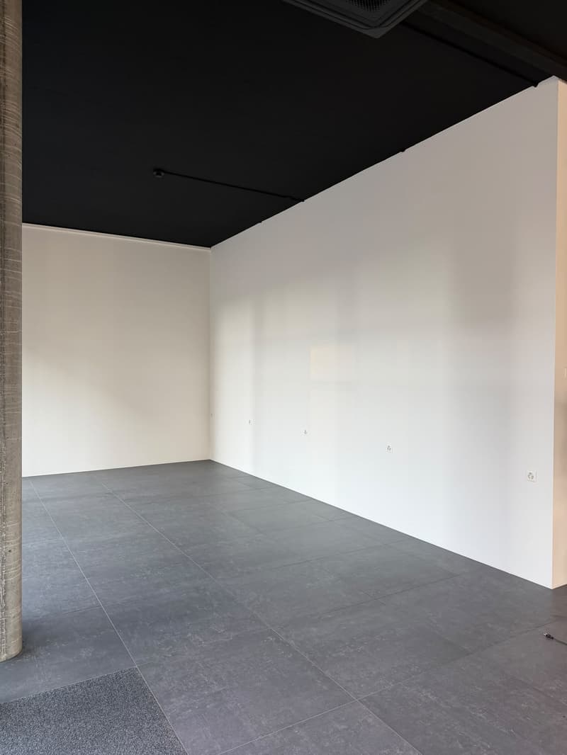 Vielseitig nutzbares Ladenlokal / Atelier im Untergeschoss – Zollikofen (3)