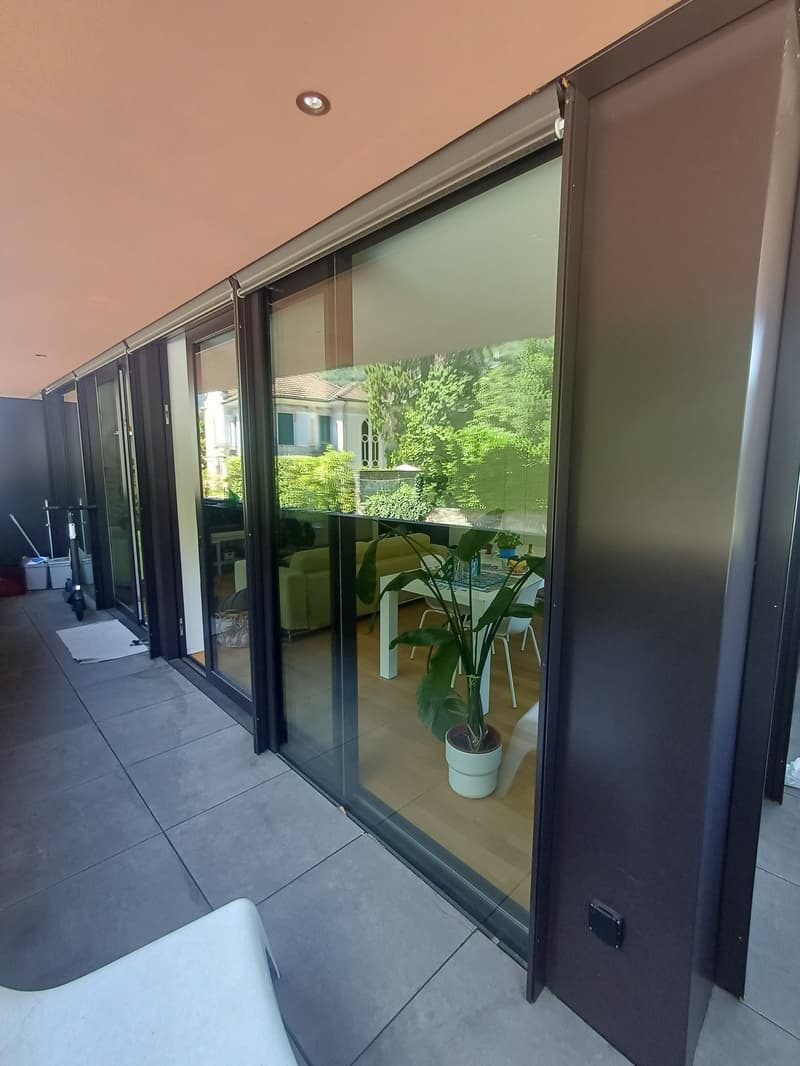 Luminoso appartamento di 2 locali con balcone a Minusio (3)