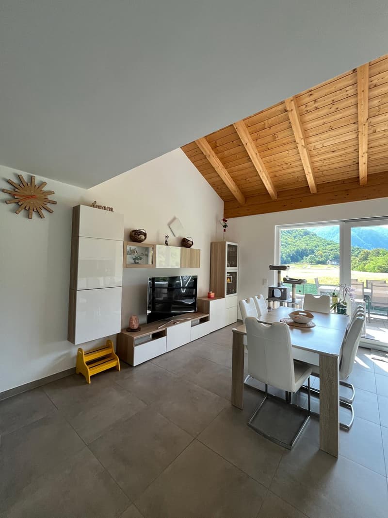 Moderne Villa in Maggia – 4,5 Zimmer mit Aussicht und Garten (3)