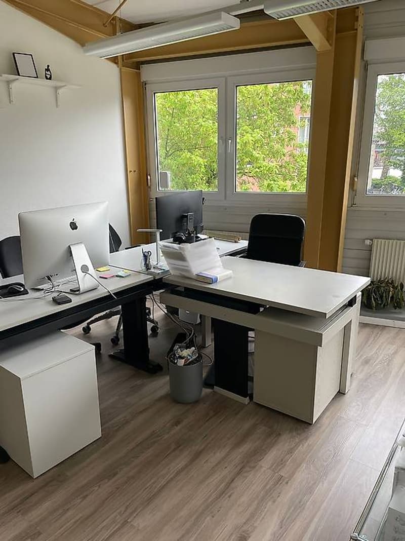 Bureau à Louer (2)