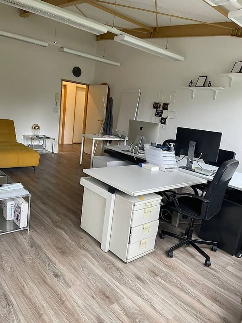 Bureau à Louer (4)