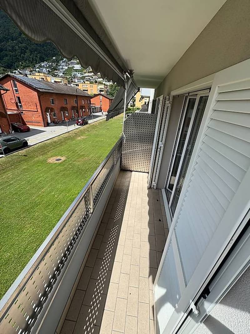 Spacious 4.5-room apartment in Riazzino (3)