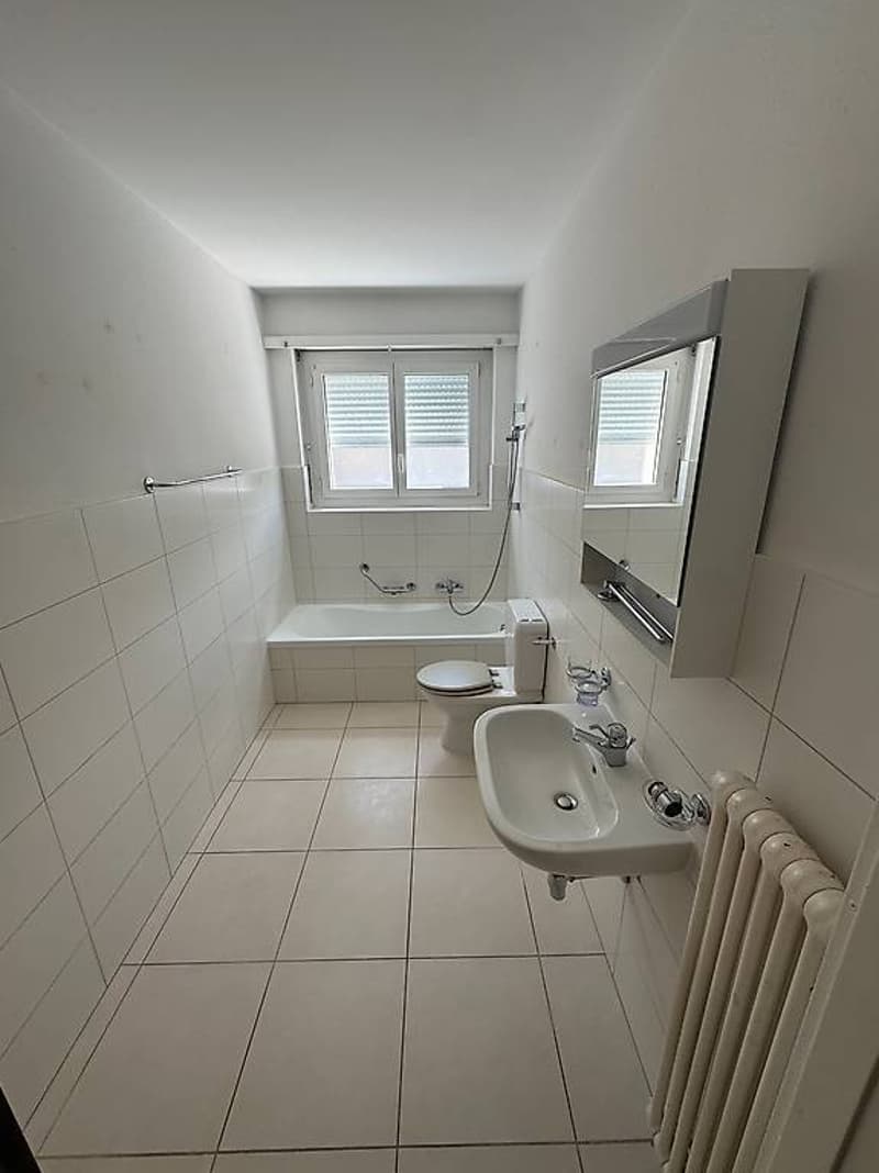 Spacious 4.5-room apartment in Riazzino (5)