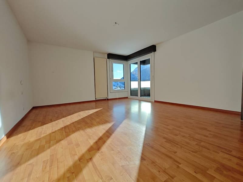 AIROLO-TAL - WOHNUNG IN RUHIGER UND SONNIGER LAGE (3)