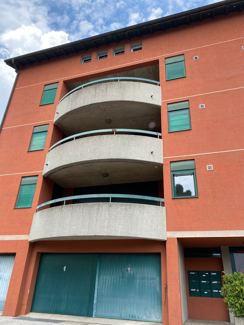 CASLANO - 2.5 locali mansardato (1)