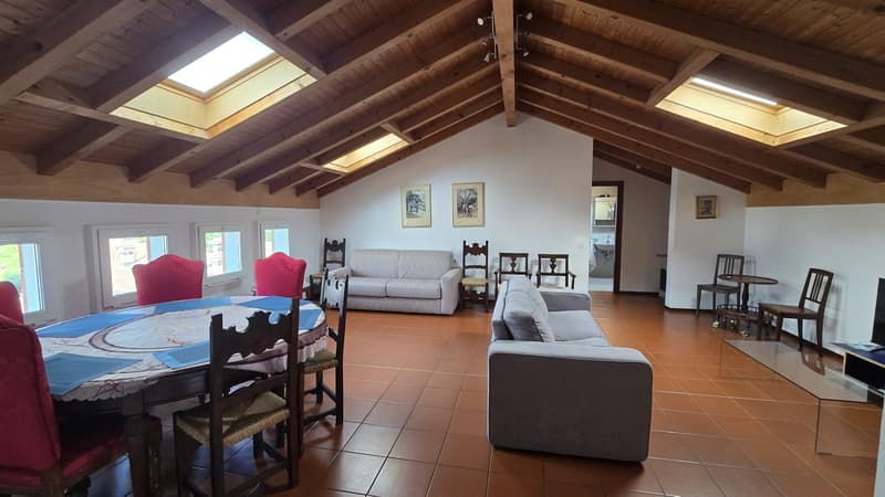 CASLANO - 2.5 locali mansardato (4)