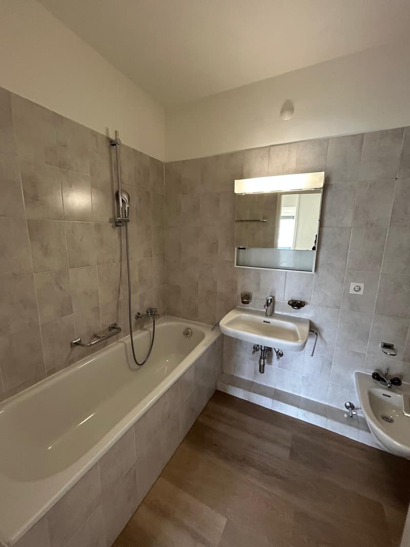 Bright 2.5-room apartment in Chiasso – Corso San Gottardo 12 (4)