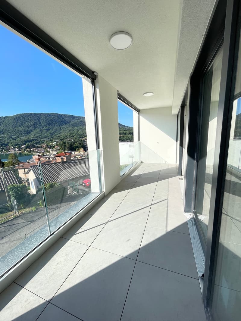 2,5 Zimmer neu mit Seeterrasse (7)