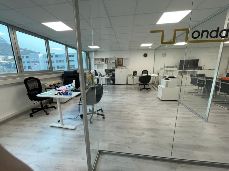 Office + warehouse 300 sqm (1)