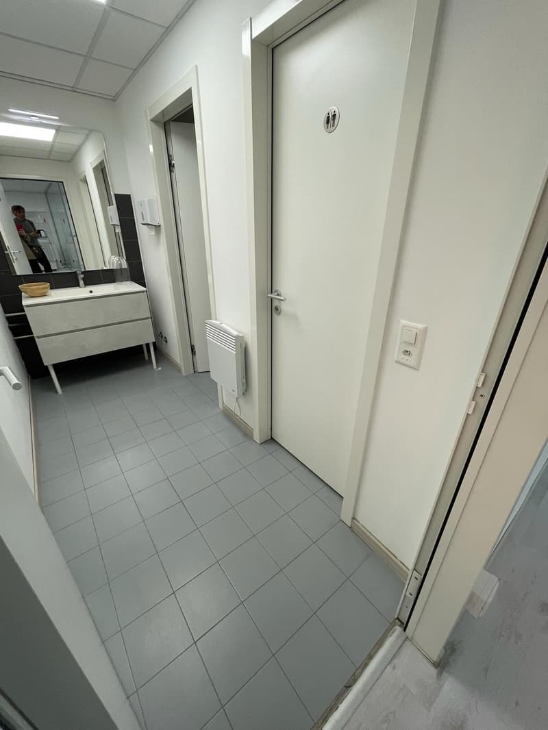Office + warehouse 300 sqm (8)