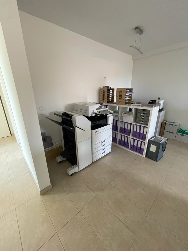 Ufficio luminoso di 4.5 locali a Mendrisio (2)