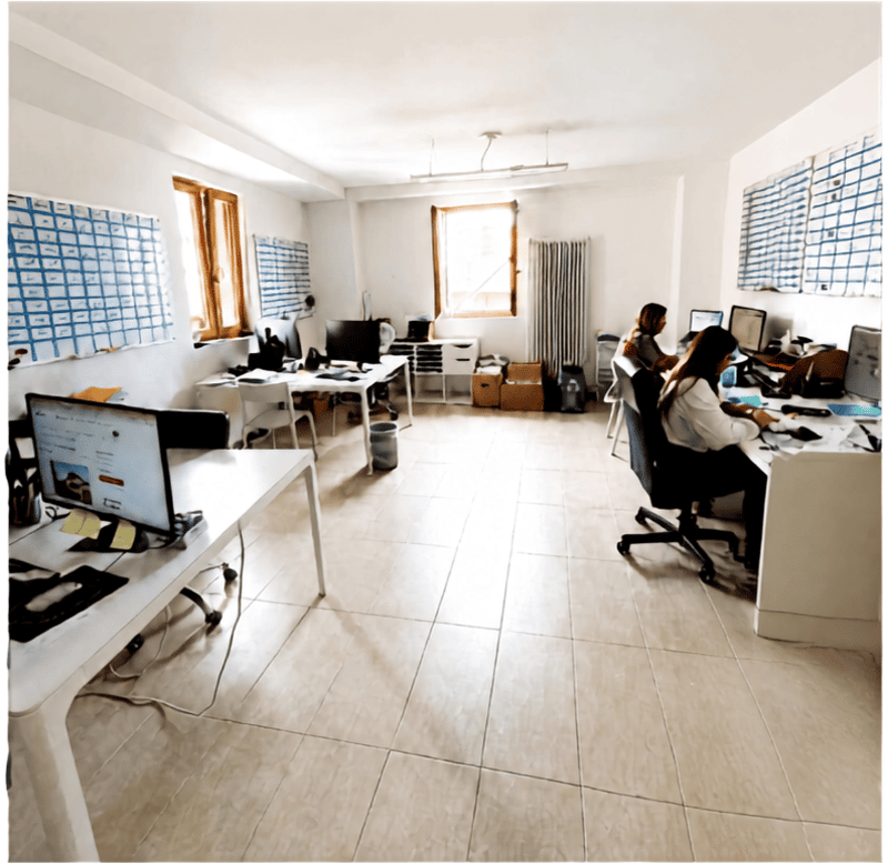 Ufficio luminoso di 4.5 locali a Rancate (4)