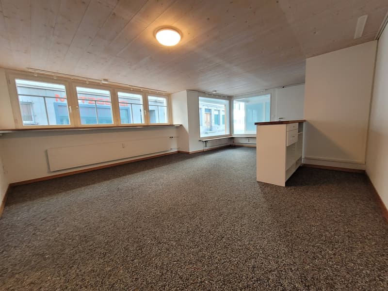 Grosszügige 6-Zimmer-Büroräume in zentraler Lage von Herisau (4)