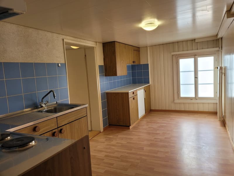 Appartamento 2.5 locali in una zona tranquilla a Bühler (2)