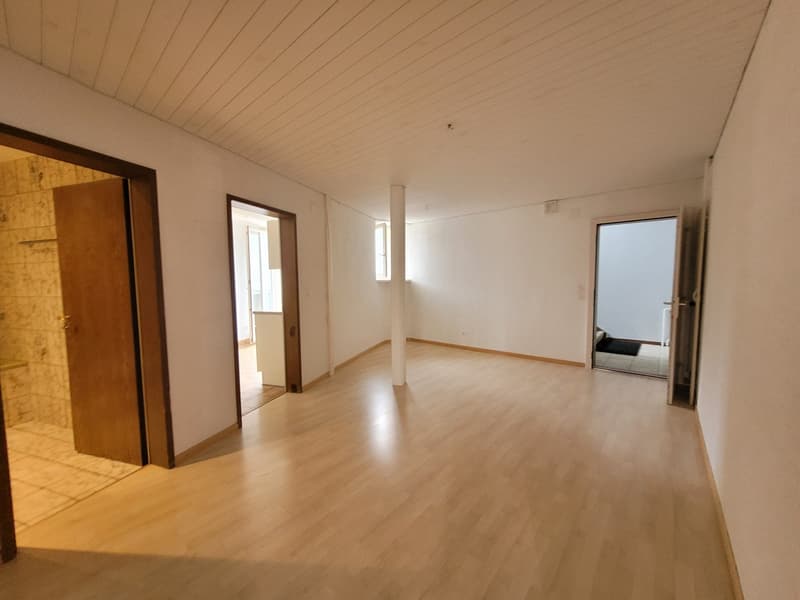Appartement lumineux 2.5 pièces avec balcon au rez-de-chaussée à St. Gallen – disponible à partir de juillet 2026 (5)