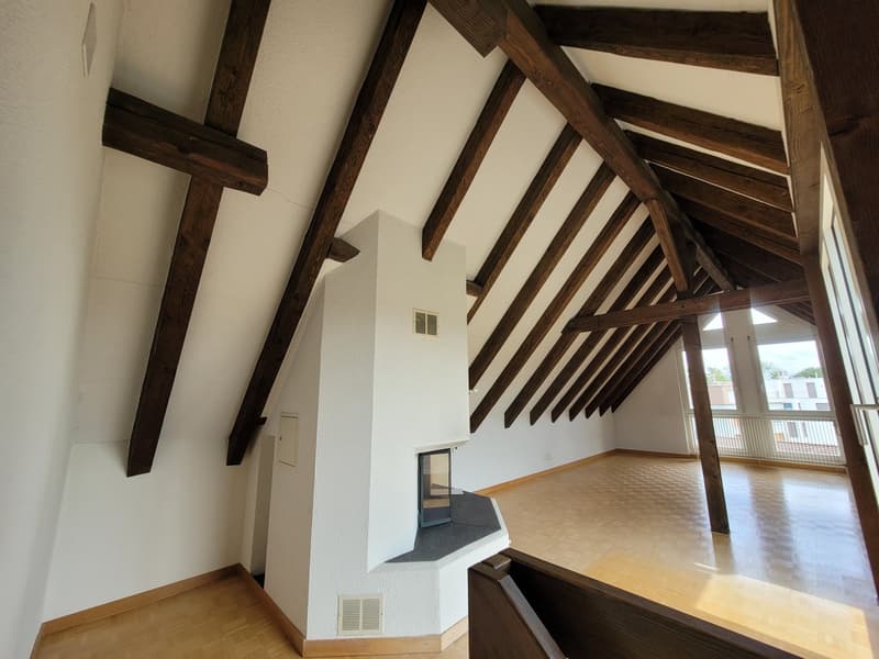 Spacieuse maisonette de 5,5 pièces avec terrasse, balcon et beaucoup de charme (8)