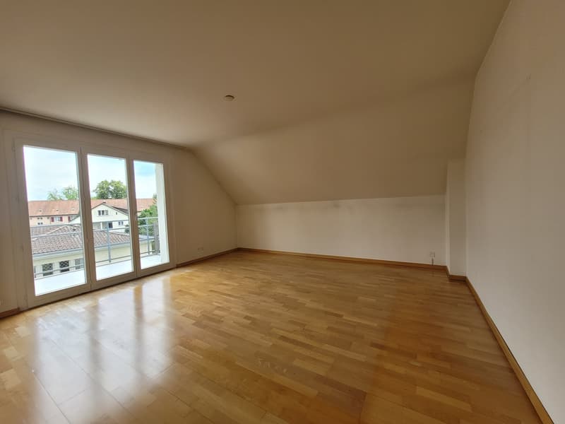 Spacieuse maisonette de 5,5 pièces avec terrasse, balcon et beaucoup de charme (16)