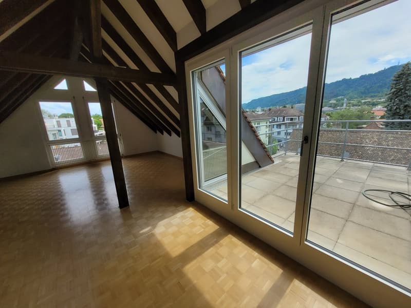 Spacieuse maisonette de 5,5 pièces avec terrasse, balcon et beaucoup de charme (17)