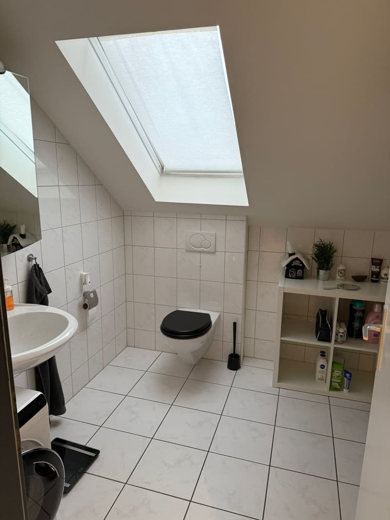 Bright 3.5-room apartment with balcony in Reinach (11)