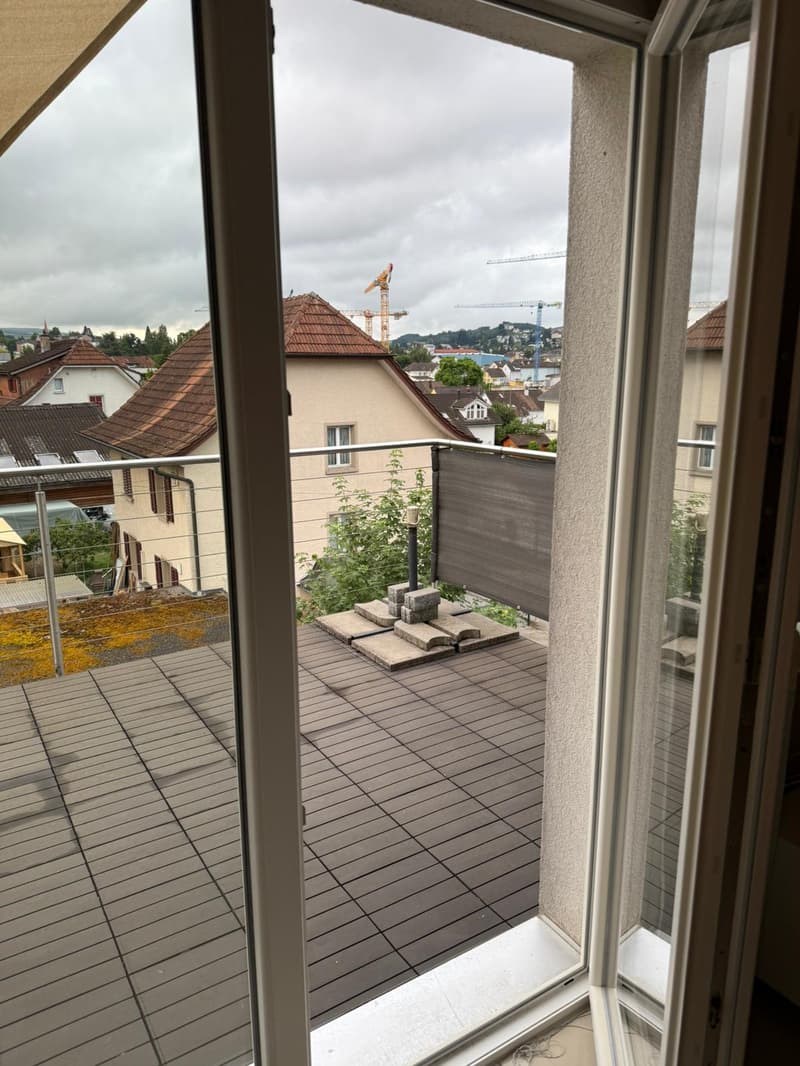 Bright 3.5-room apartment with balcony in Reinach (13)