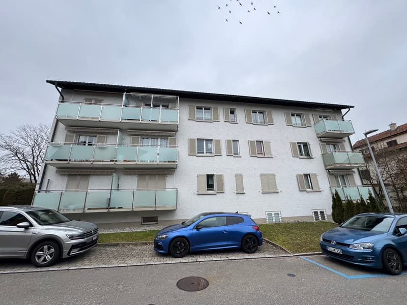 Gemütliche 2-Zimmer-Wohnung im Erdgeschoss in Glattbrugg (1)