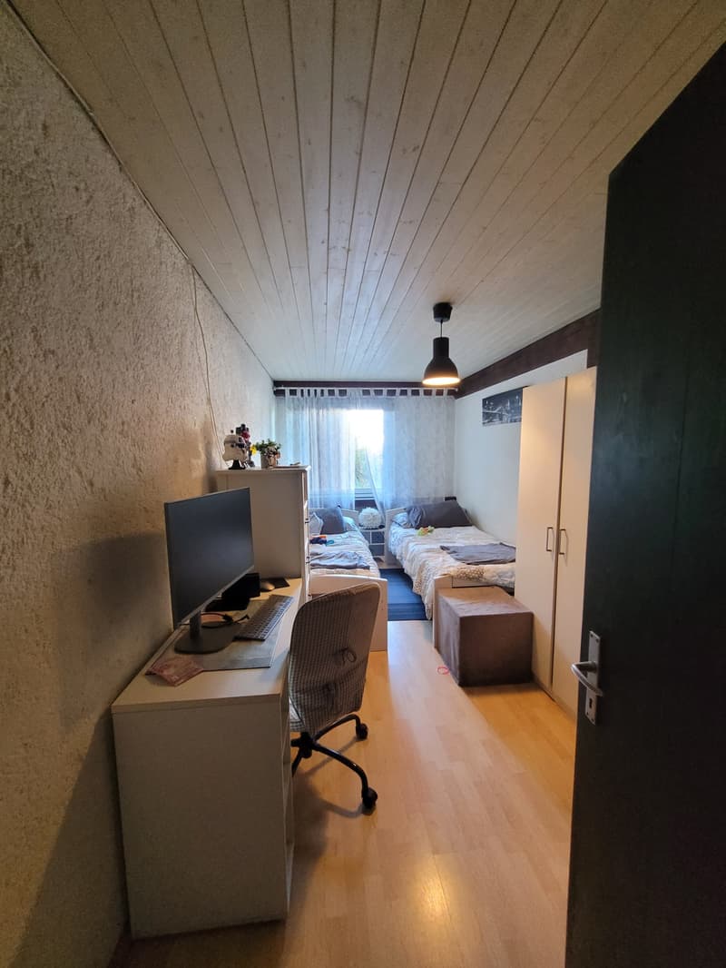 Charming 4-room apartment in a historic old building in Zwingen (7)
