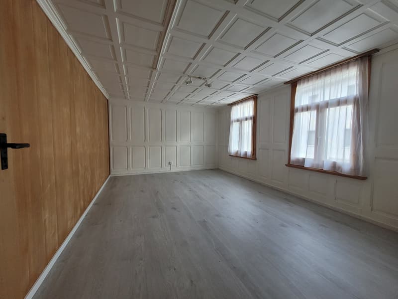 Charmante 3.5-Zimmer-Wohnung im traditionellen Schweizer Haus in Küblis (10)
