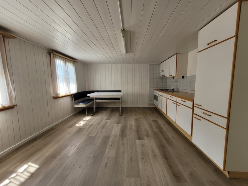Charmante 3.5-Zimmer-Wohnung im traditionellen Schweizer Haus in Küblis (2)