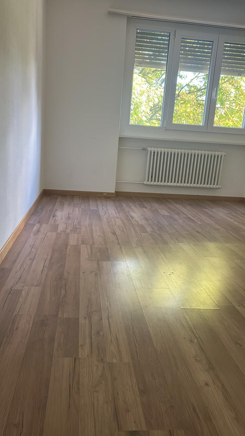 Helle 3-Zimmer-Wohnung mit Balkon in Büren an der Aare (3)
