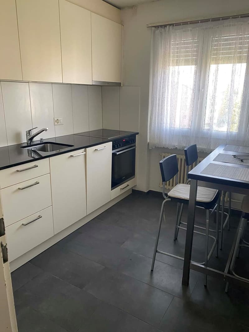 Helle 4-Zimmer-Wohnung mit Balkon in Büren an der Aare – ab sofort verfügbar! (6)