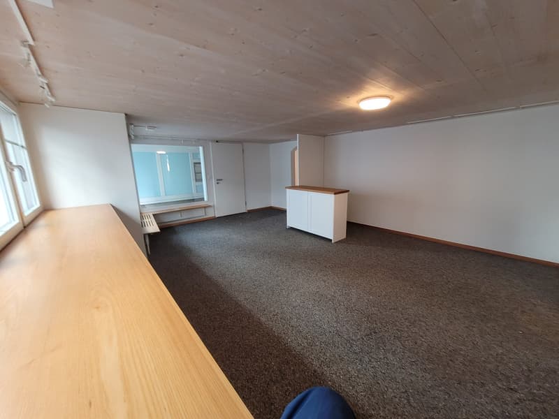 Grosszügige 6-Zimmer-Büro oder Fabrikationsräume in zentraler Lage (5)