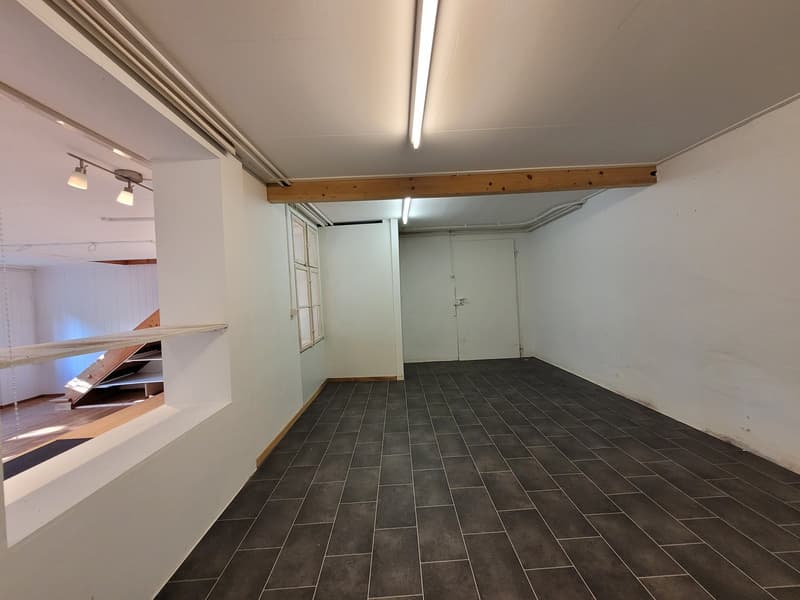 Grosszügige 6-Zimmer-Büro oder Fabrikationsräume in zentraler Lage (19)