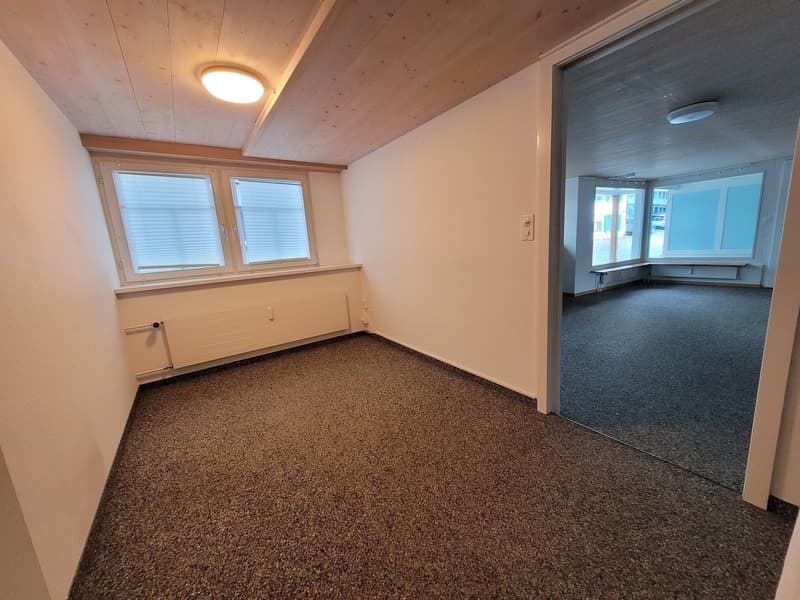 Grosszügige 6-Zimmer-Büro oder Fabrikationsräume in zentraler Lage (10)