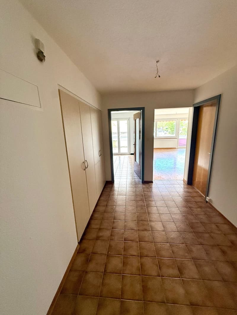 Helles 3.5-Zimmer-Wohnung in Fleurier (5)