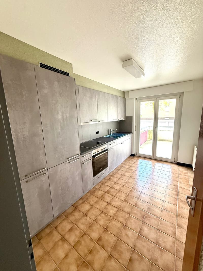 Helles 3.5-Zimmer-Wohnung in Fleurier (1)