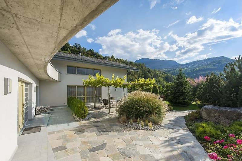 Exceptional property in Baar (Nendaz) (2)