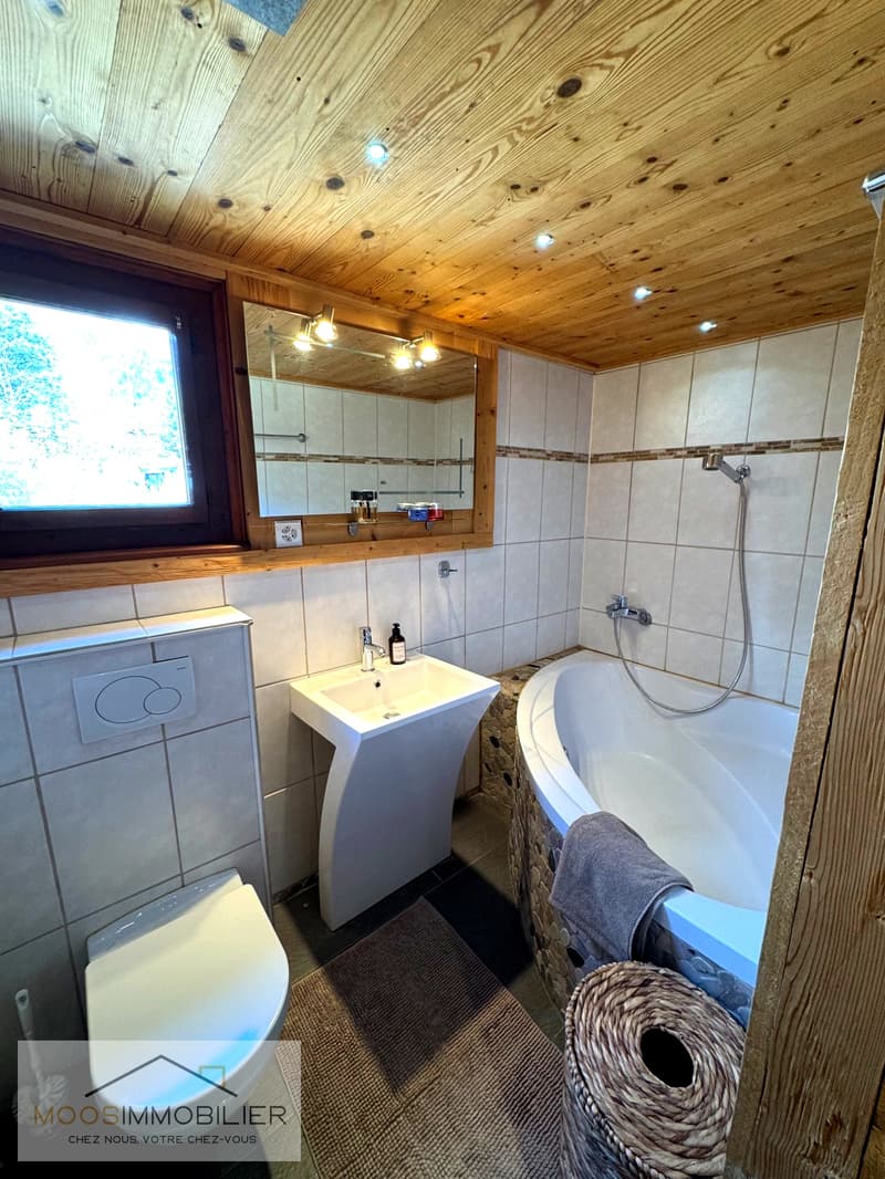 Charming chalet in Ovronnaz with mountain views (11)