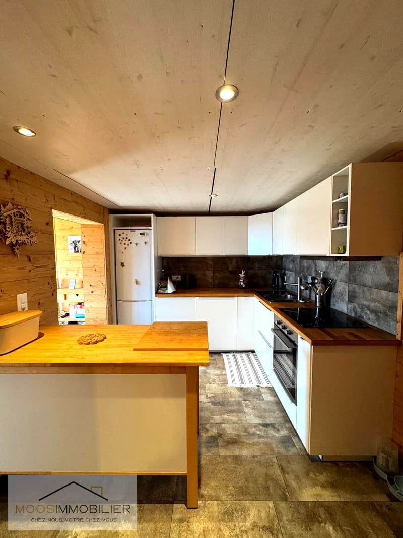 Charming chalet in Ovronnaz with mountain views (10)
