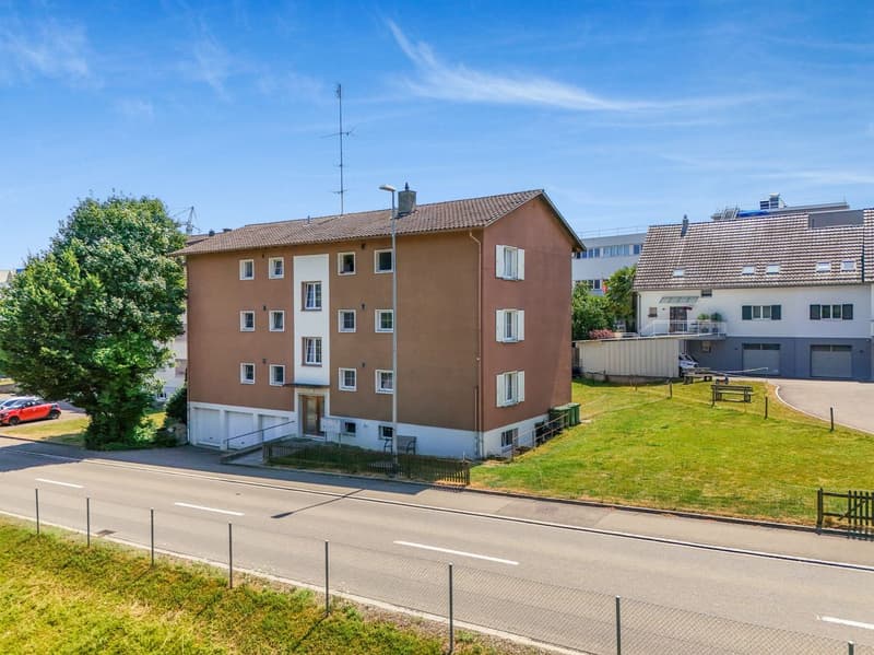 Apartment building with 6 apartments and potential for expansion... (2)
